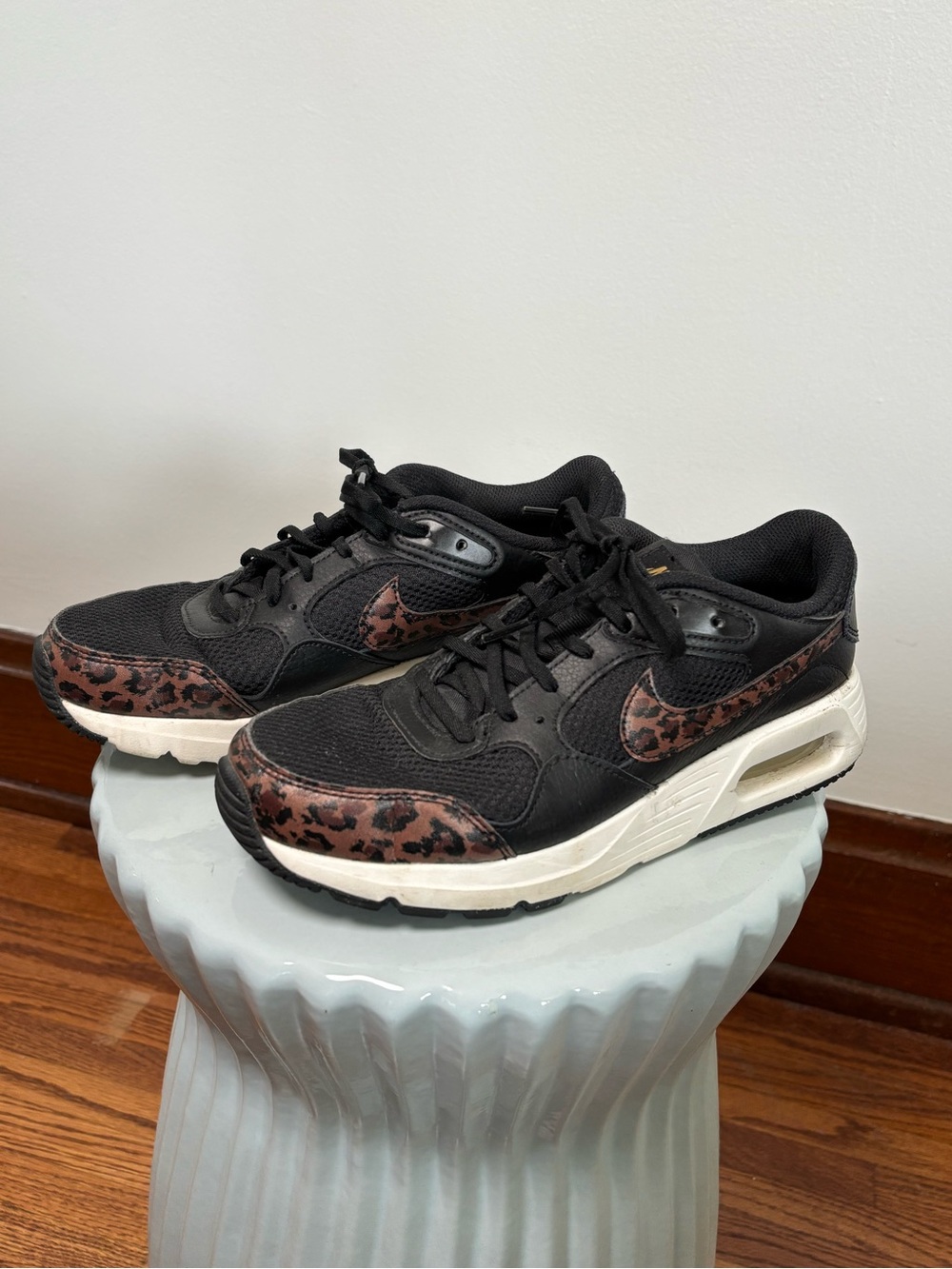 Nike Women's Air Max Sneakers - Black with Brown Leopard - Size 7.5